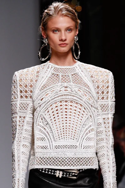 Look 33